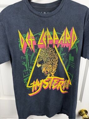 Def Leppard Hysteria band Tee - Black with Neon Print